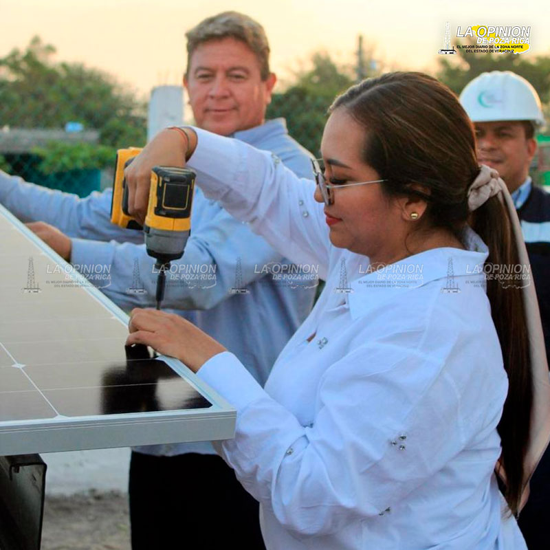 Con apoyo de Rocío Nahle instalan paneles solares a 30 localidades de Soledad de Doblado