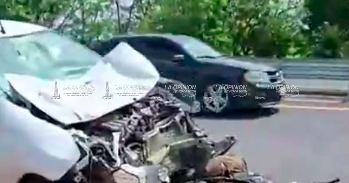 Dos personas fallecen en aparatoso accidente