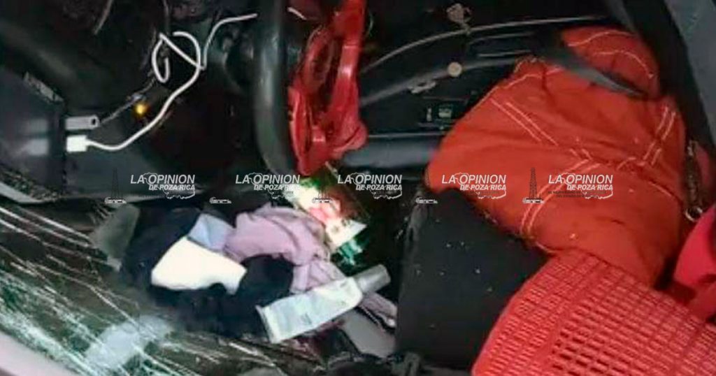 Volcadura de taxi en Veracruz: conductor ebrio la libró