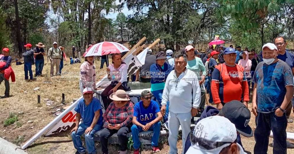 Bloqueo en Autopista México-Puebla por demanda de pagos de tierras