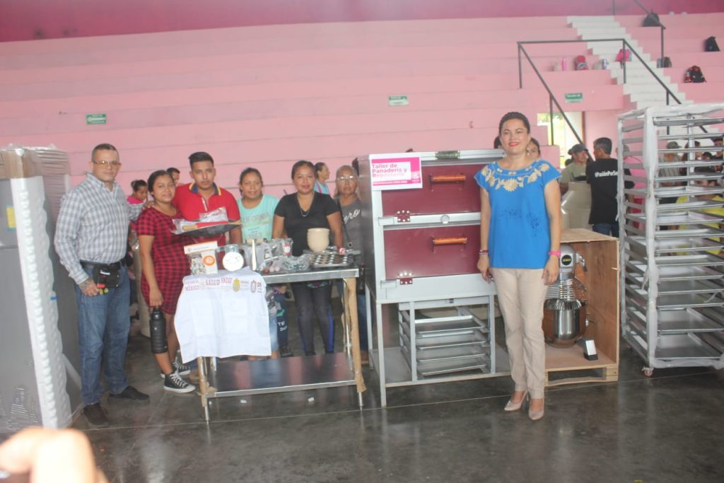 Se benefician más familias con proyectos productivos