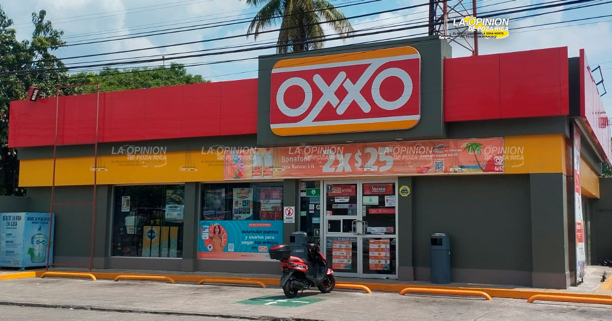 Puñal en mano, asalta OXXO