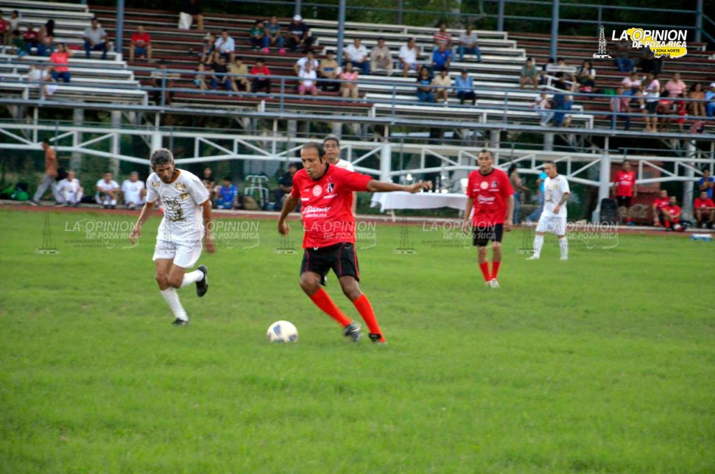 Cuauhtémoc Mac amigos de Chava, Campeón de Leyendas de Barrios 45/50
