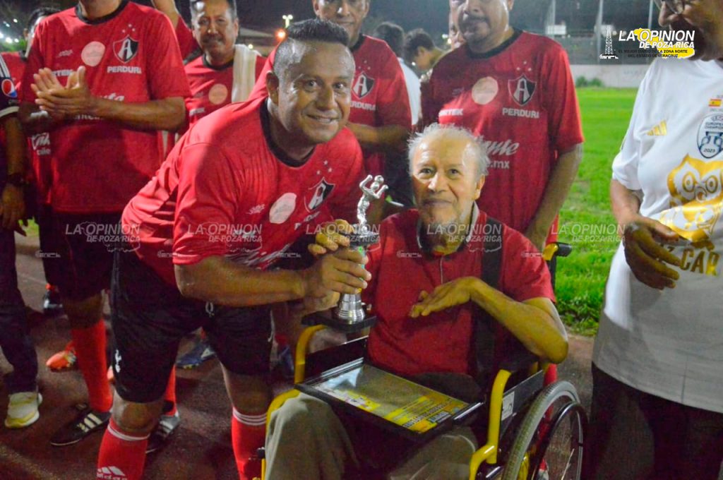 Cuauhtémoc Mac amigos de Chava, Campeón de Leyendas de Barrios 45/50