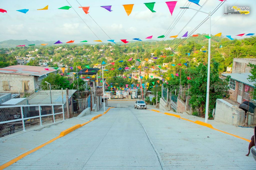 Mejoran infraestructura en la Col. Vicente Herrera