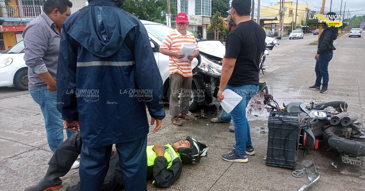 Motociclista lesionado por una camioneta en la Poza Rica- Coatzintla