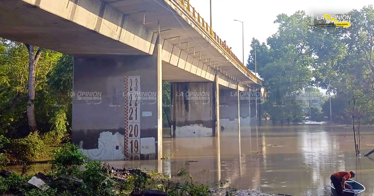 Río Pantepec baja de la escala crítica