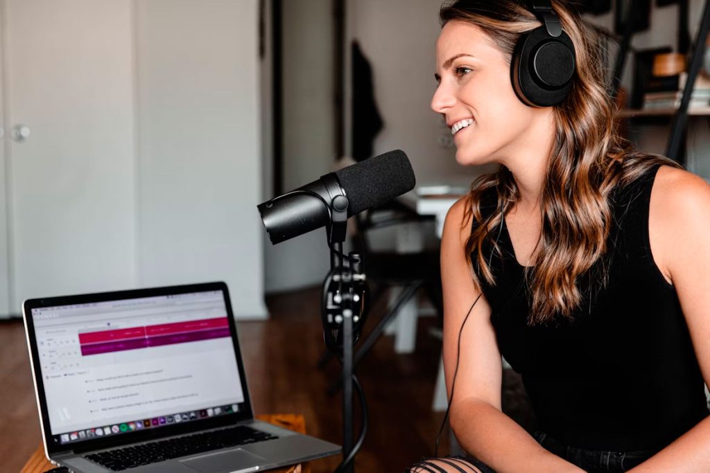 El presente del formato podcast en México y los 3 más escuchados del momento
