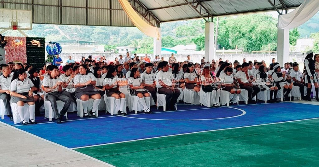 Logra 70% de bachilleres ingresar a nivel superior