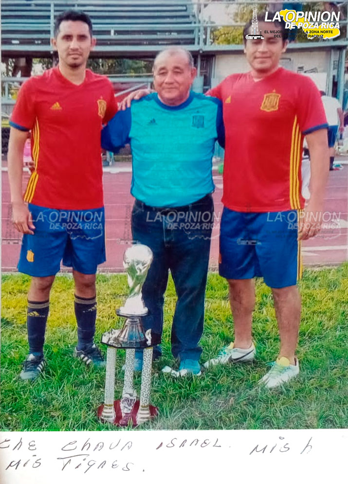 Salvador "La birria" Hernández, zurdo privilegiado y exitoso Director Técnico