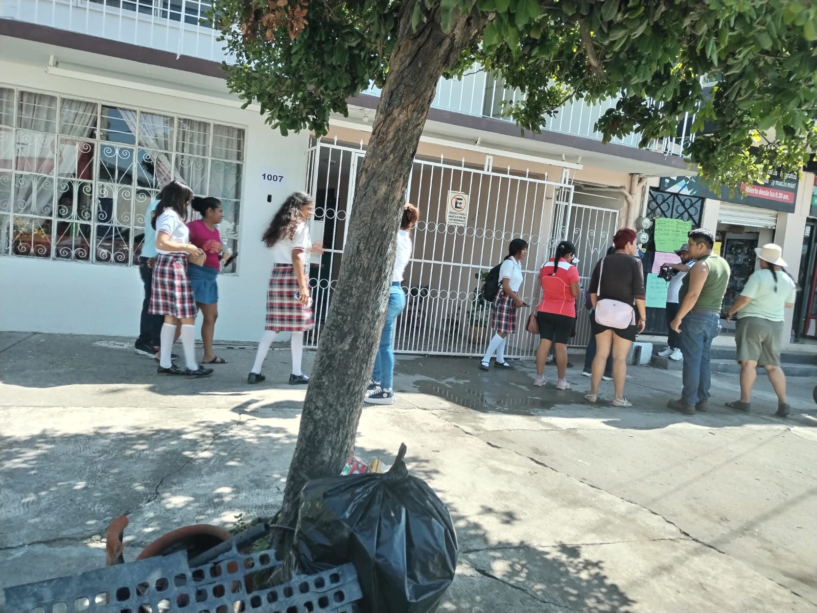 Revuelta en el TEBAEV