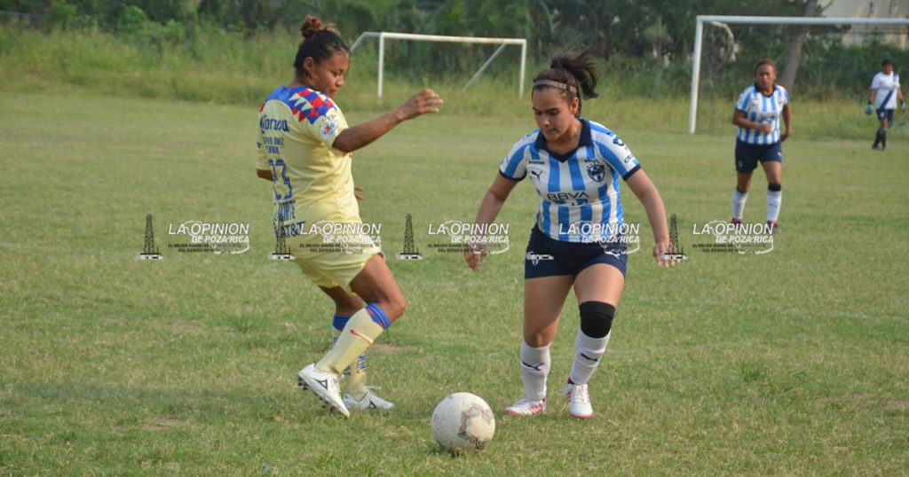 Juegan las semifinales de la Segunda División B-3 de la Liga de Fútbol Femenil Universitaria