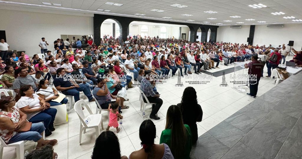Exponen proyectos para tres reformas