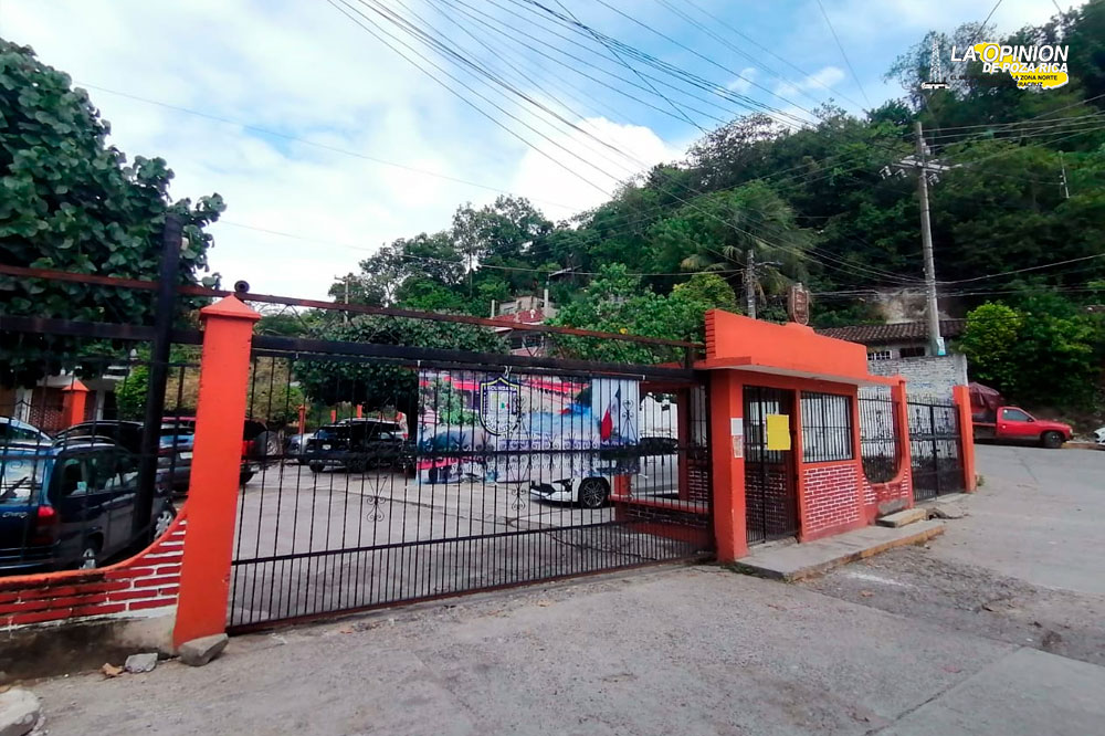 Cambian director en la Secundaria General Papantla