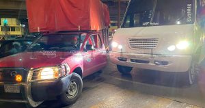 Caos vial en la zona centro de Poza Rica