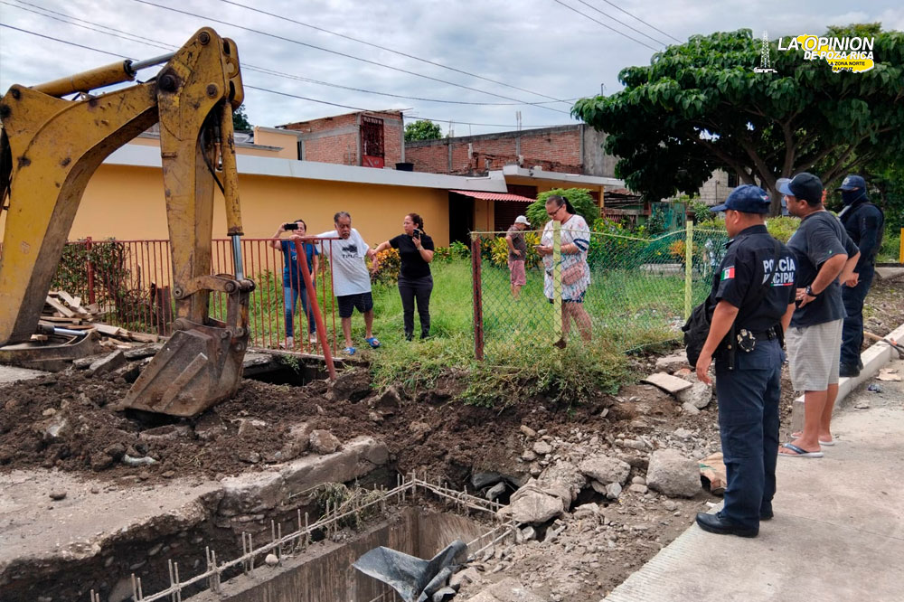 César Ulises intimida a vecinos de la López Mateos