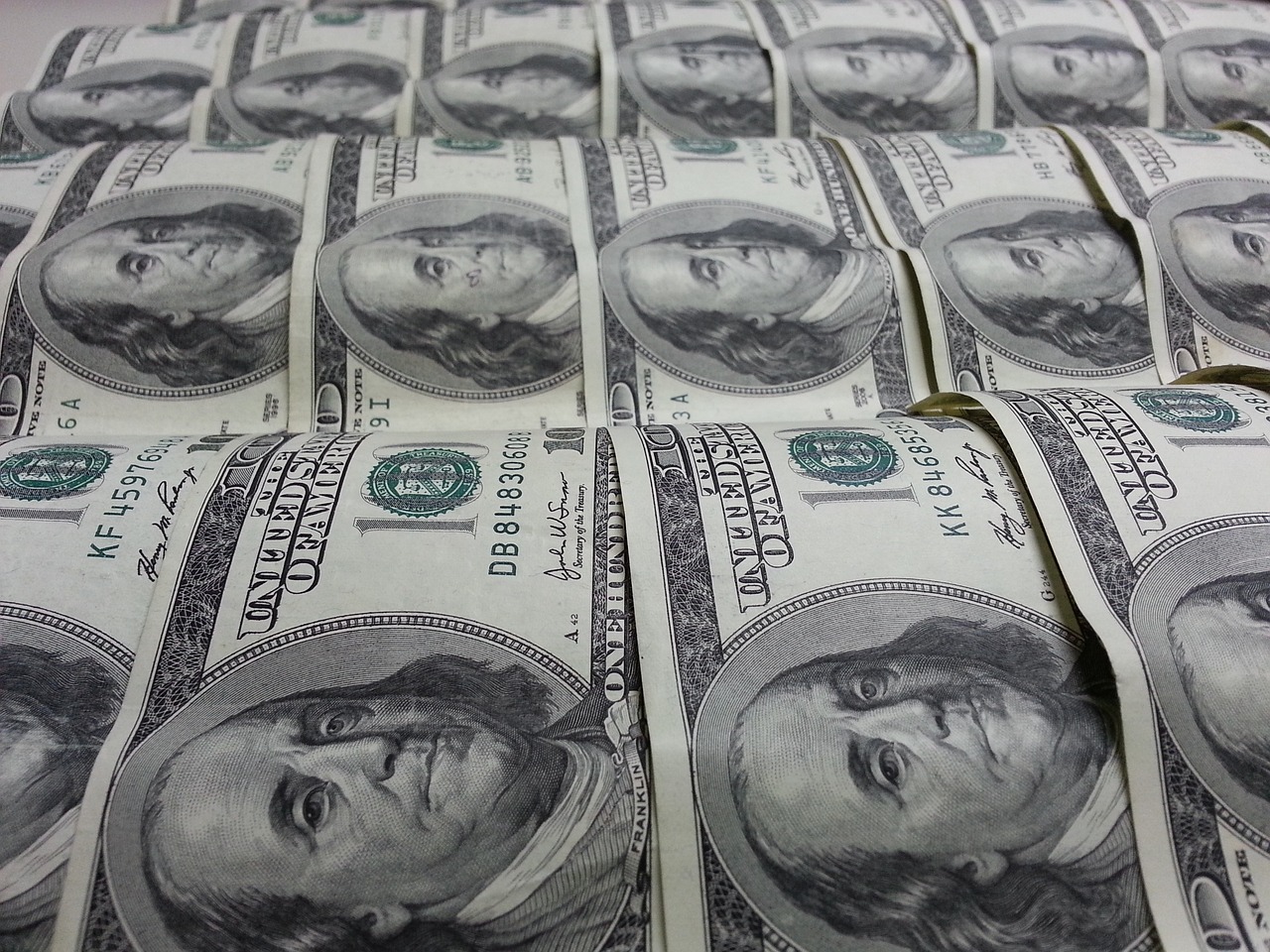 El dólar al mayoreo supera los 19 pesos, alcanzando su nivel más alto desde marzo de 2023.