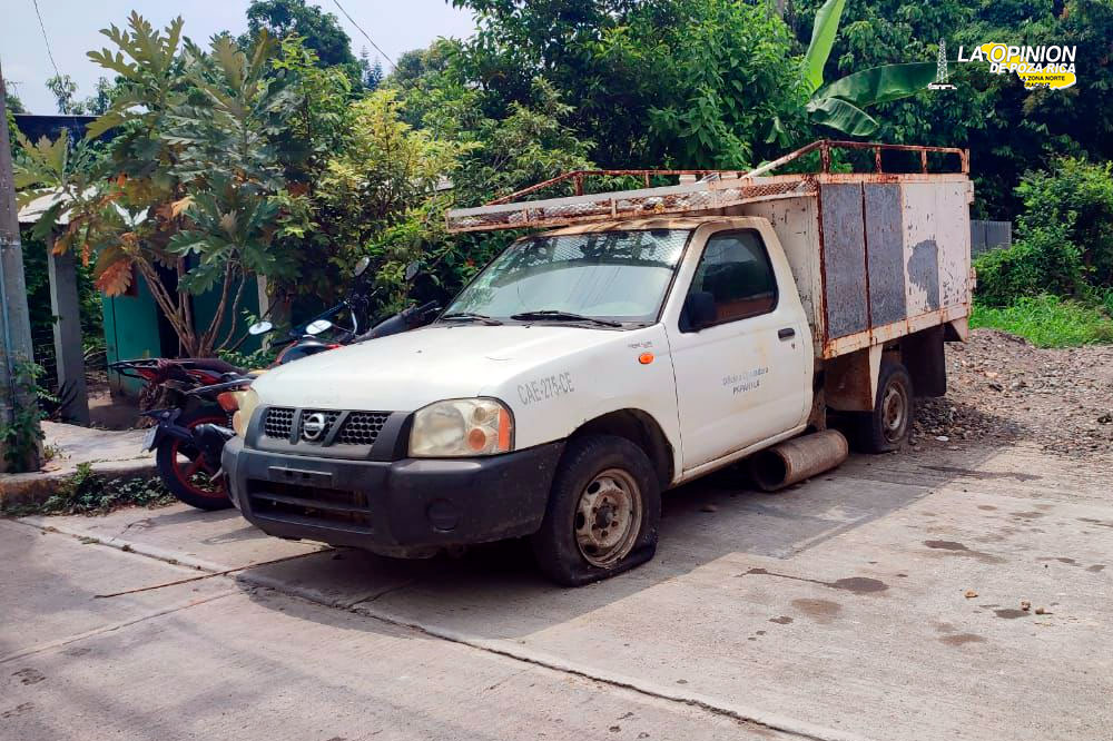 No repara sus unidades, menos las calles