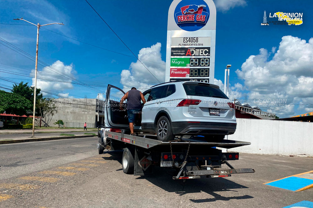 Por faltas a la moral, detienen a mujeres