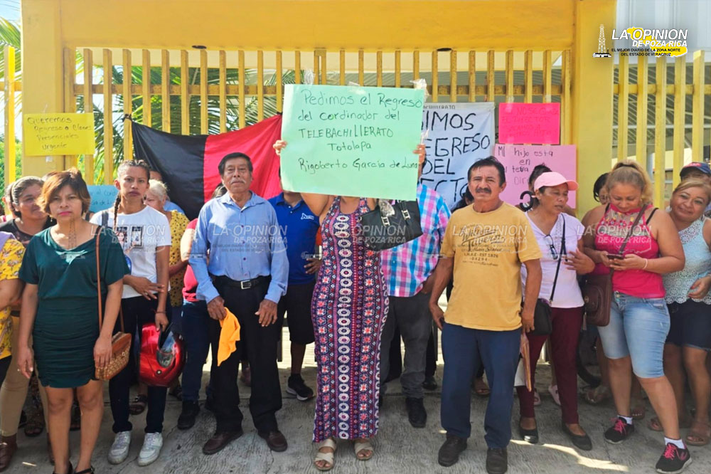 Otro día de protestas en el TEBAEV de Totolapa