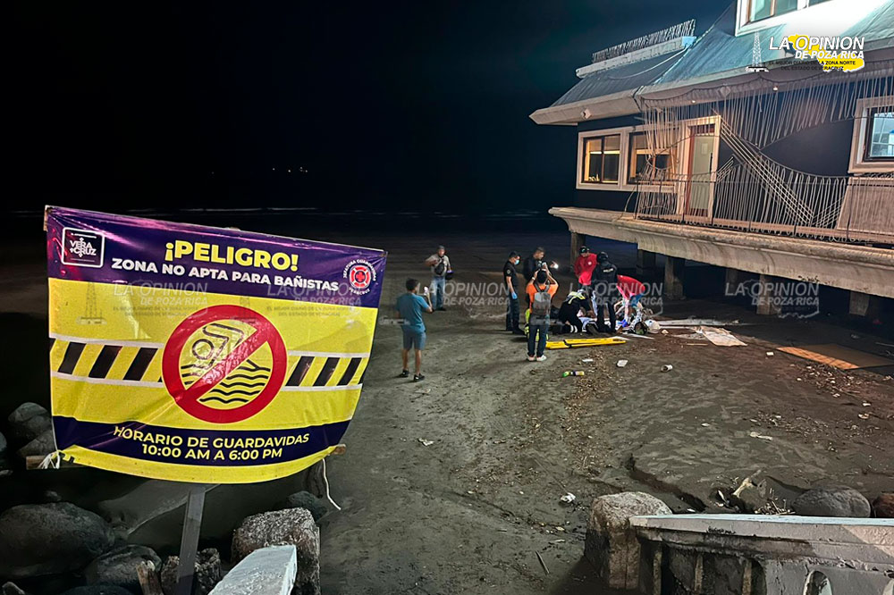 Vago machetea a joven turista