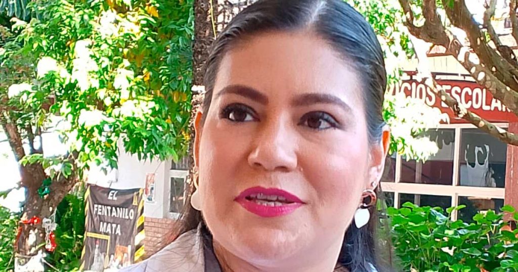 Rehabilitarán el campo de fútbol del CBTis N. 78