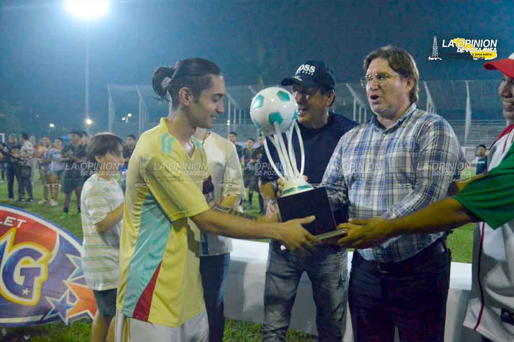 Ejido Ricardo Flores Magón/Zacate Colorado Campeones del Torneo Juvenil de Futbol de los Barrios