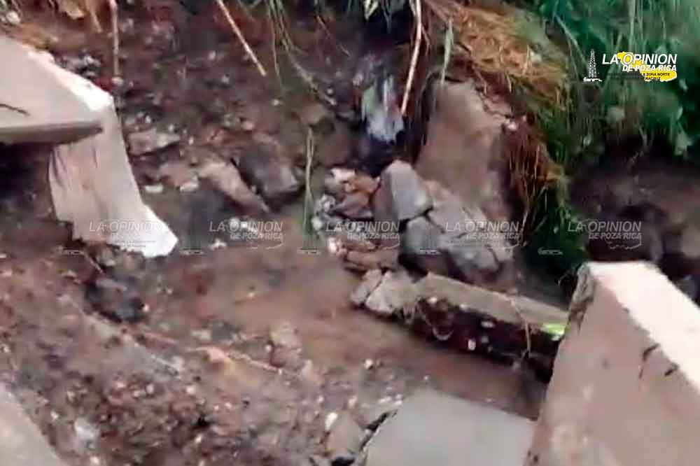 Dos puentes dañados deja el paso de torrencial aguacero