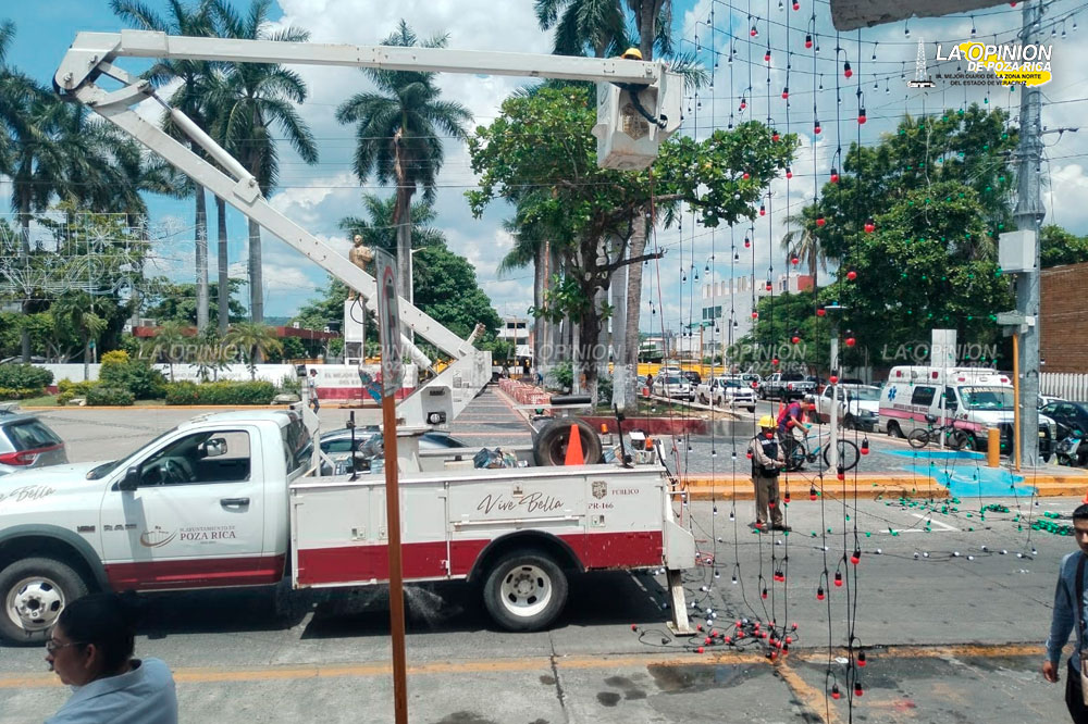 Hoy encienden las luces patrias