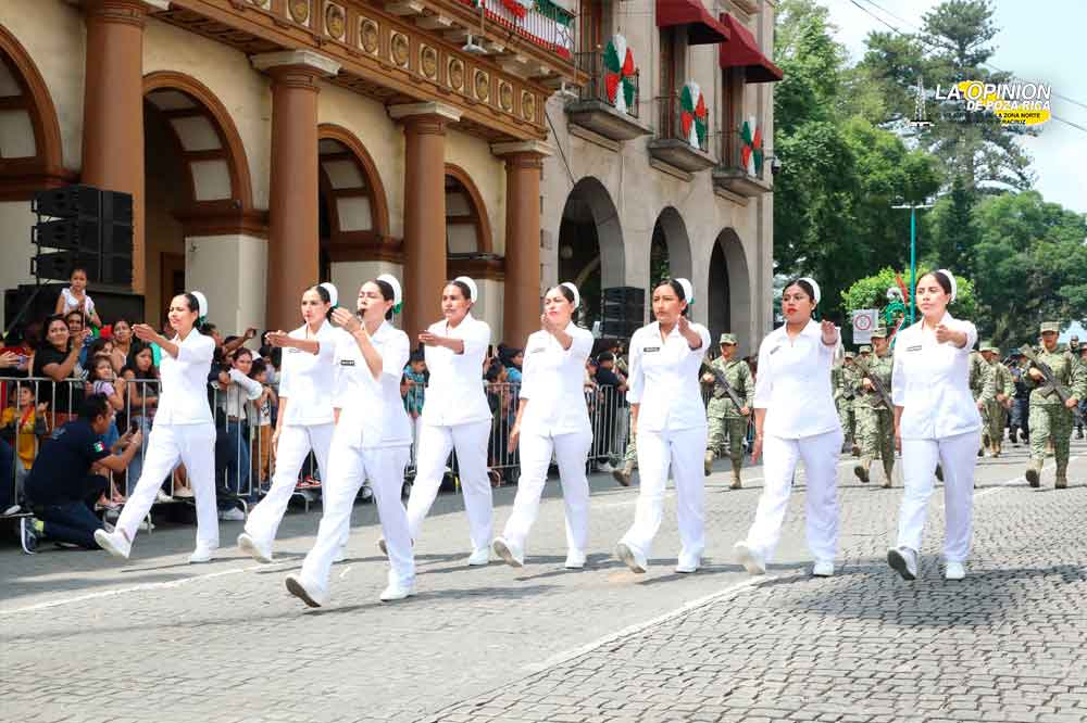 Desfile por la Independencia: Veracruz, protagonista de la Transformación