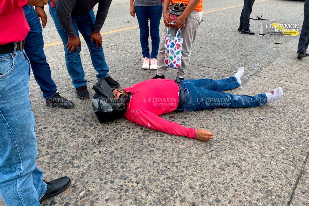 Motociclista de compartamos derribado en Kilómetro seis