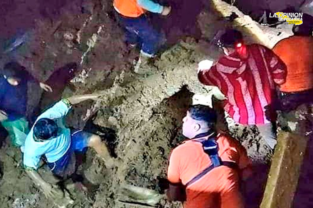 3 personas fallecidas por derrumbe ocurrido anoche en colonia de Xalapa