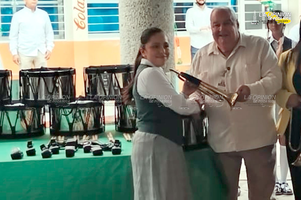 Fernando Remes Garza sigue impulsando la educación