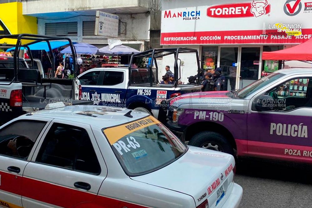 Presunta narcomenudista detenida en la Colonia Tajín