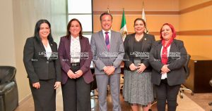 Asiste Nahle a Clausura de Primera Especialidad en Derecho Anticorrupción