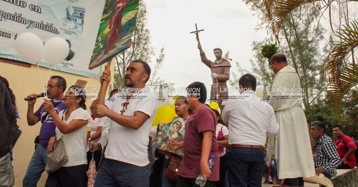 Llegan para venerar a san Francisco de Asís