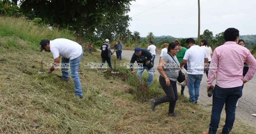 Jornada “Fabriquemos Agua Reforestando”