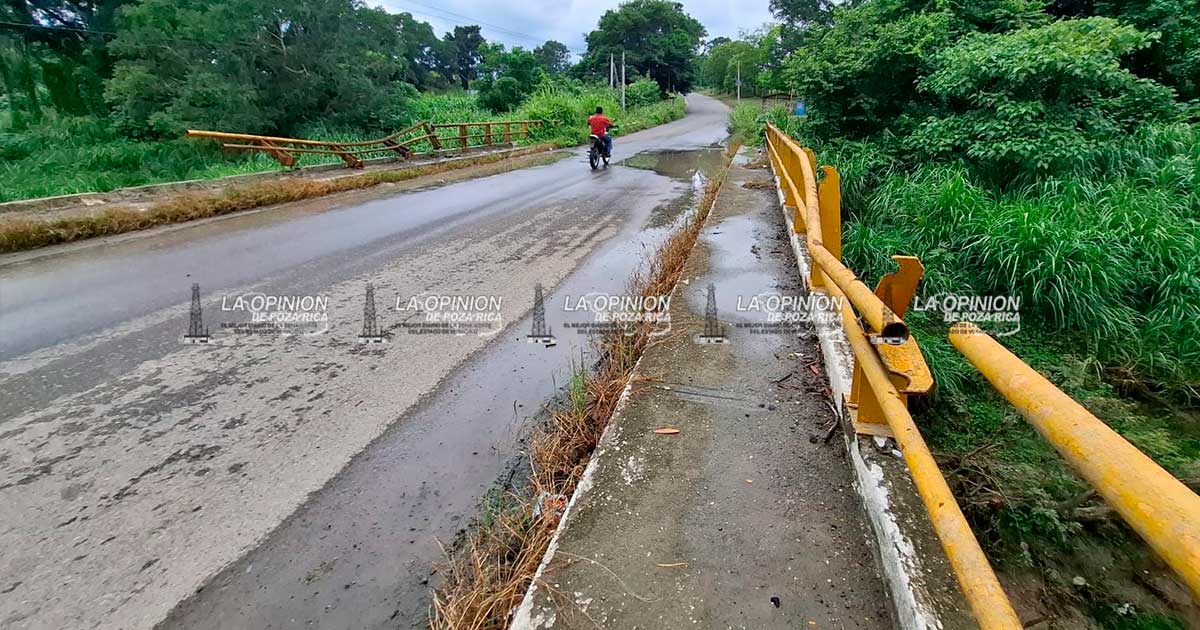 Crecidas de arroyo dañan un puente