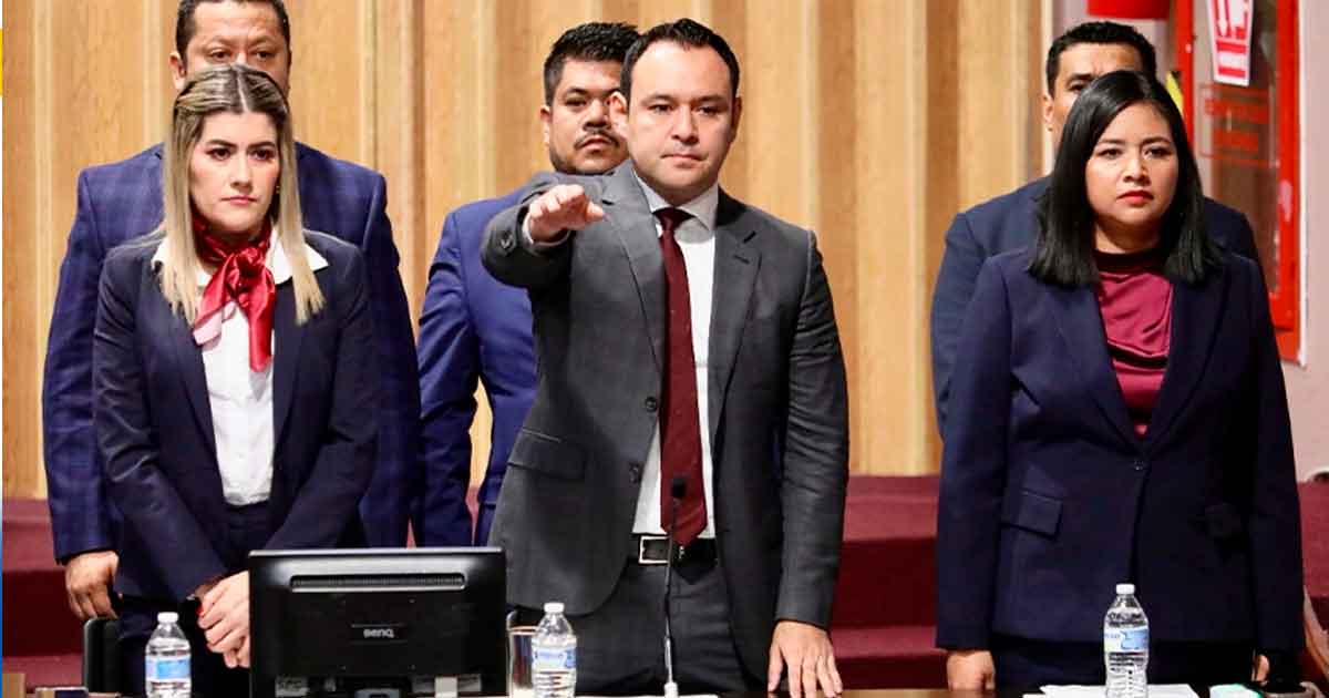 ¡Cuitláhuac deja mega-deuda! ¡Cuitláhuac deja mega-deuda!