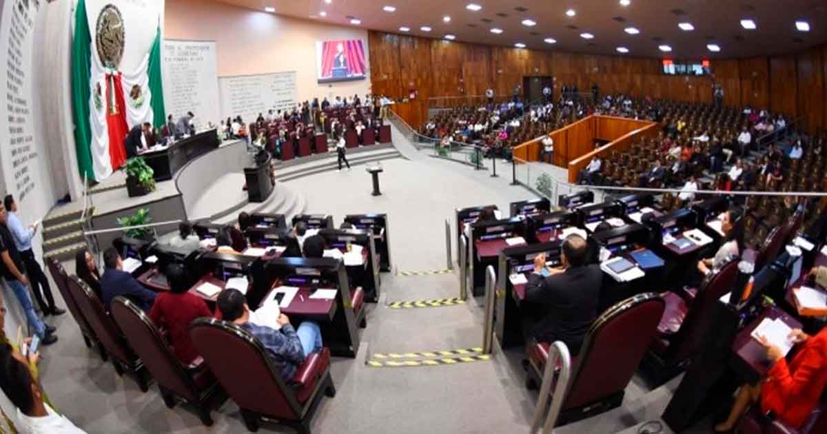 Detectan en el Congreso excesos en contratos Detectan en el Congreso excesos en contratos