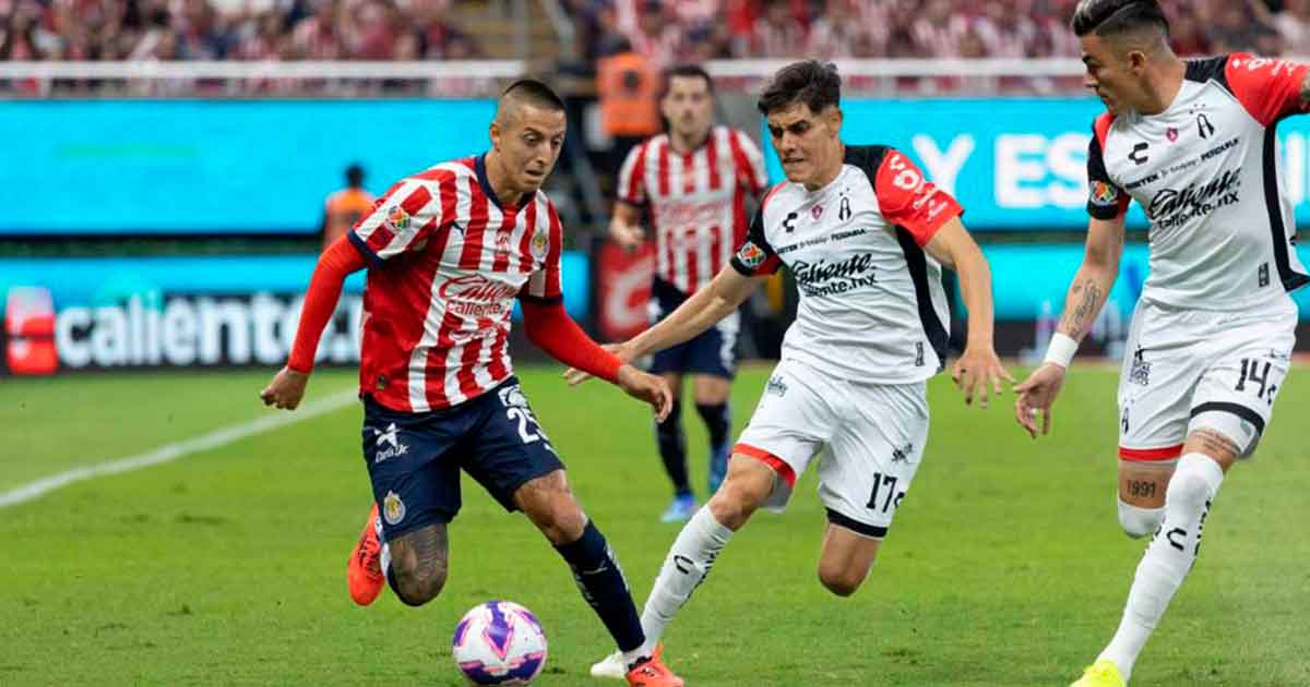 Chivas y Atlas en el Estadio Akron