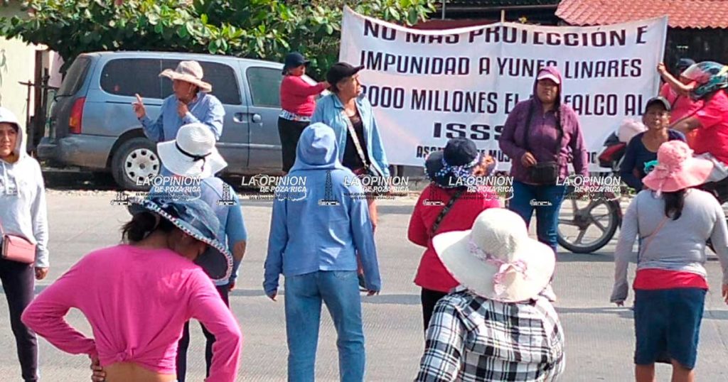 Sin eco, protestas de los 400 Pueblos Sin eco, protestas de los 400 Pueblos