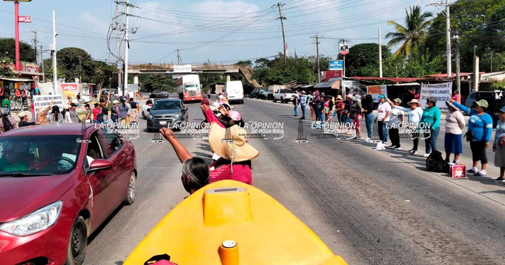Sin eco, protestas de los 400 Pueblos Sin eco, protestas de los 400 Pueblos