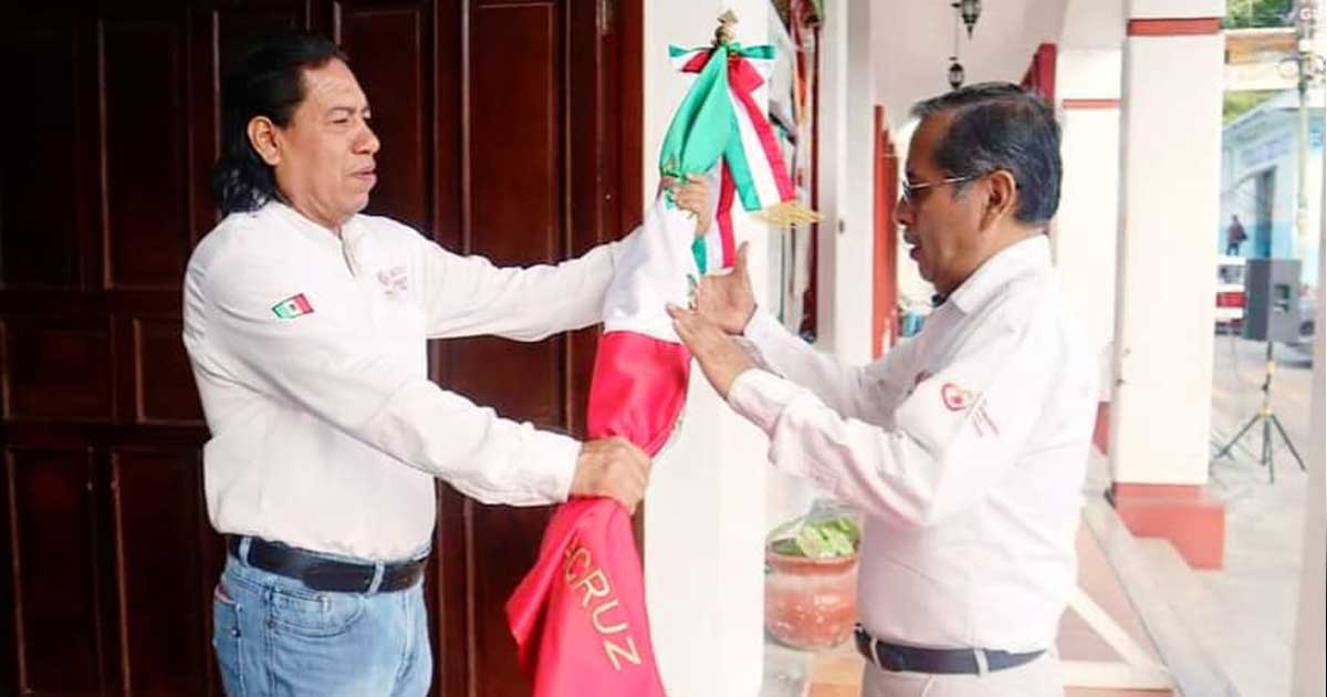 Renuncia secretario del Ayuntamiento