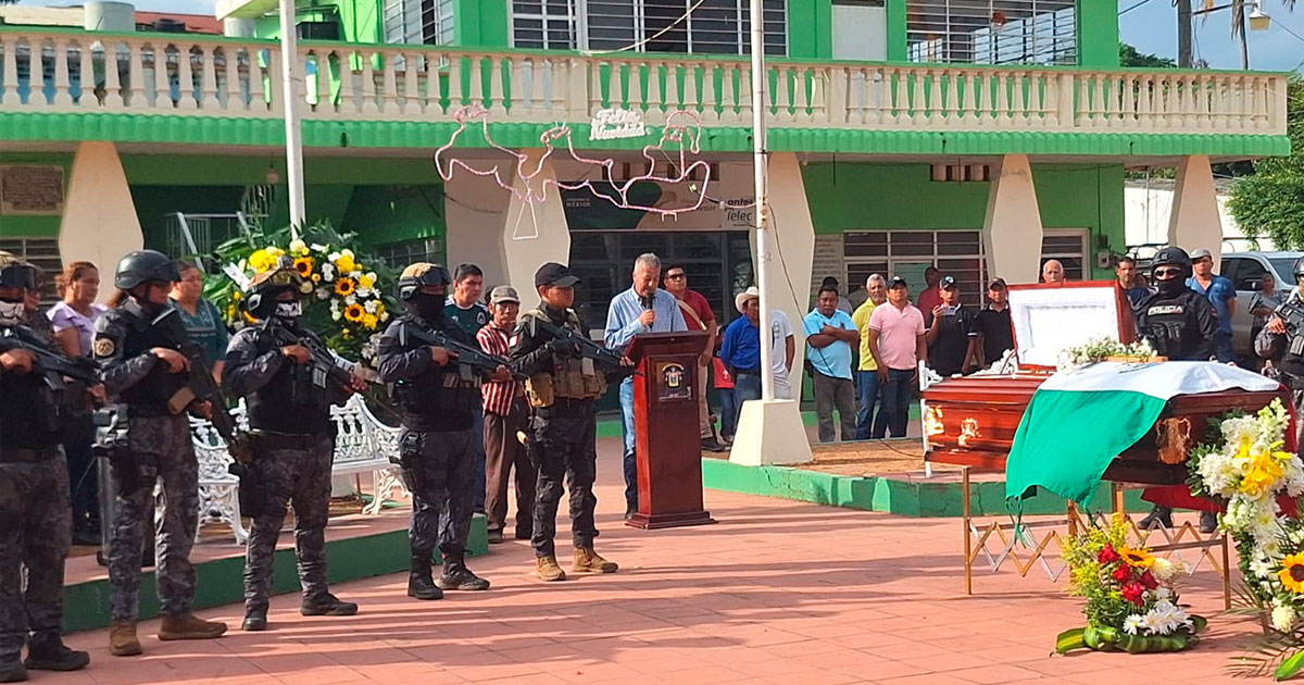 Policías no se venden a la mafia: alcalde