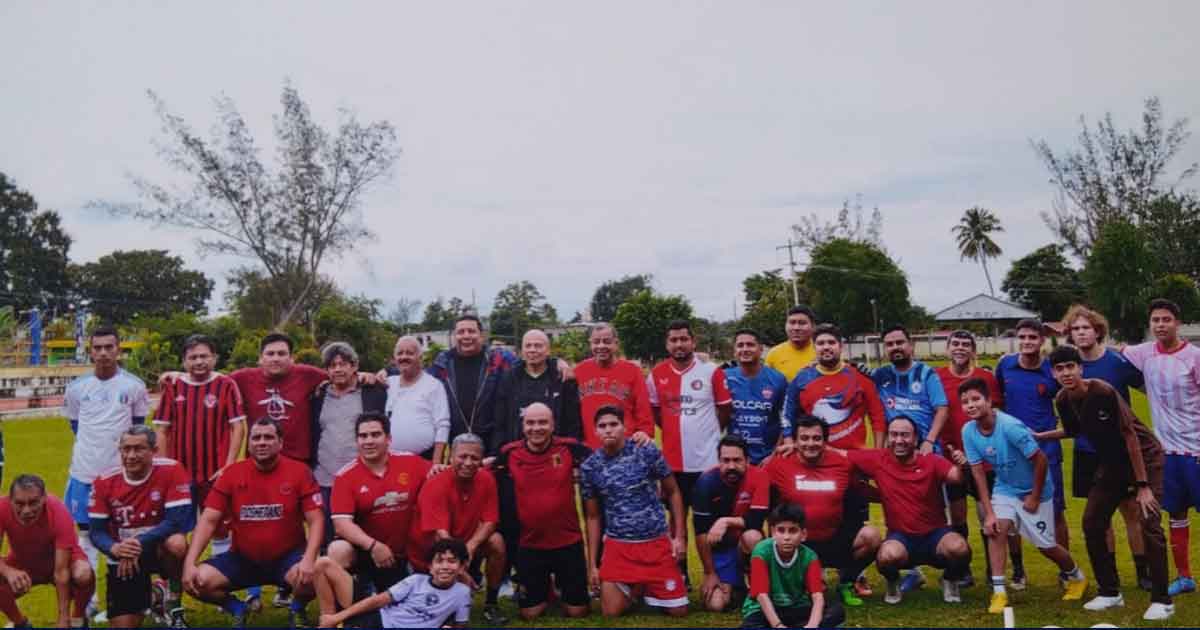 ¡Viene el 27º aniversario del encuentro de futbol de fin de año de la Morelos!
