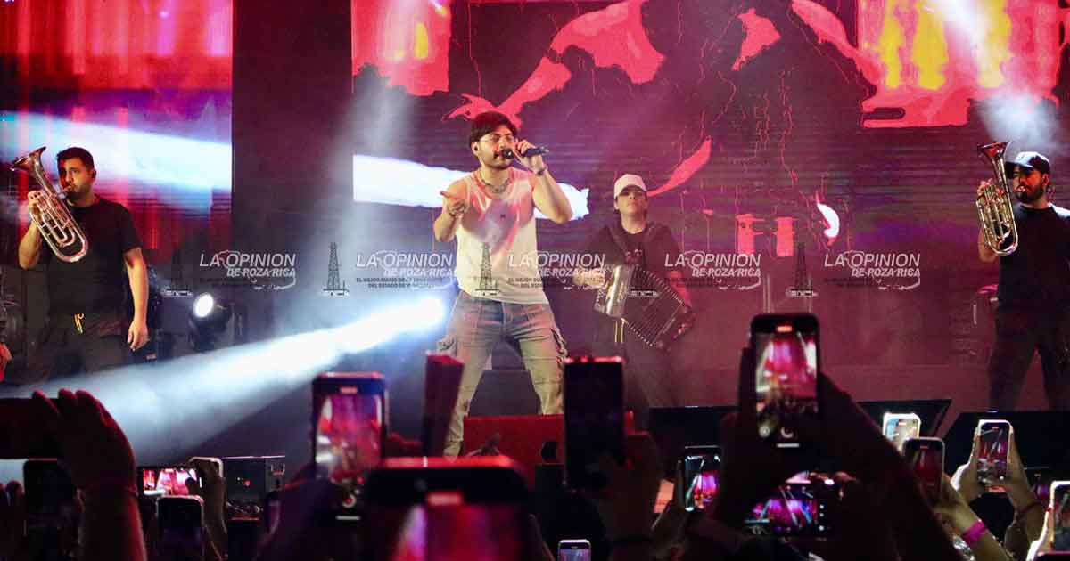 Tito Double P realiza impactante noche de corridos tumbados en Veracruz