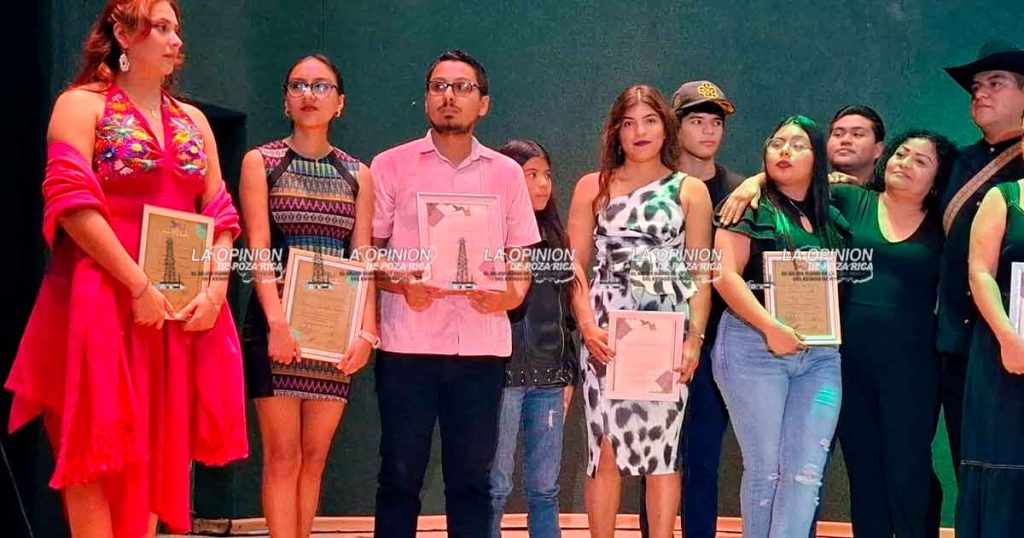 Espléndido concierto de “Raíces de mi Huasteca”