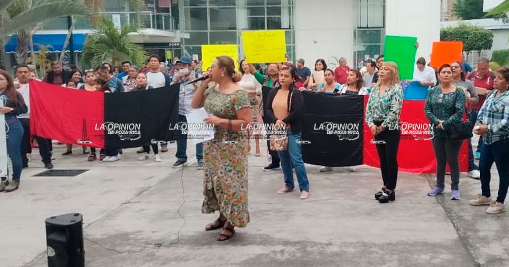 Podría estallar la huelga este domingo en la UV