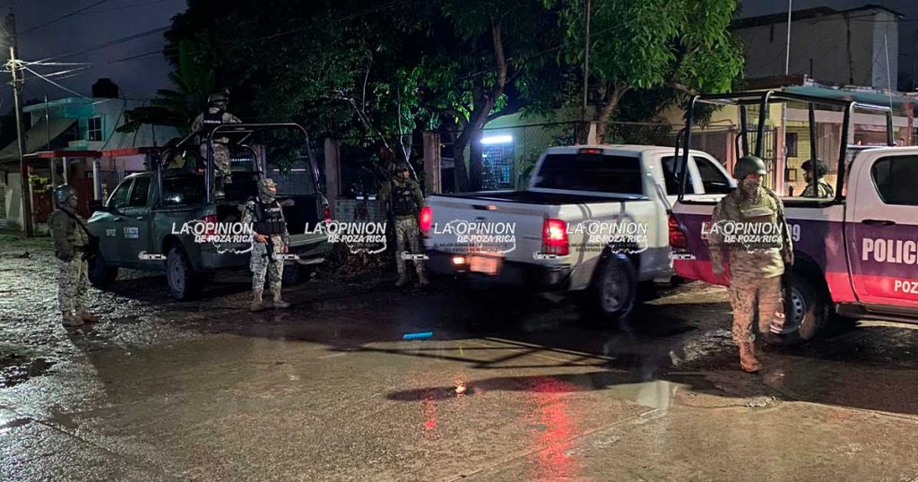 Aseguran armas, drogas y vehículos en operativo del Ejército Mexicano Aseguran armas, drogas y vehículos en operativo del Ejército Mexicano